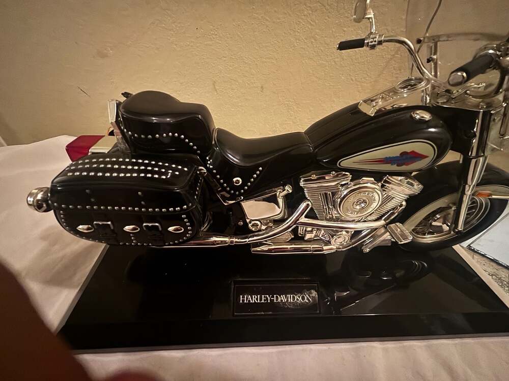 Vintage Telemania Harley-Davidson Heritage Softail Motorcycle Desk Telephone